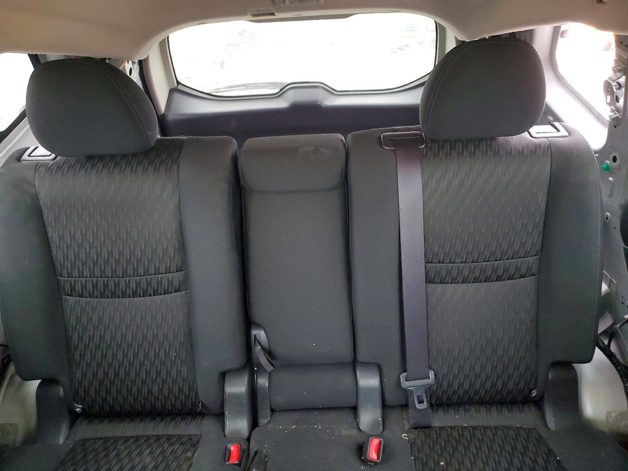 2018 NISSAN ROGUE SV photo 19