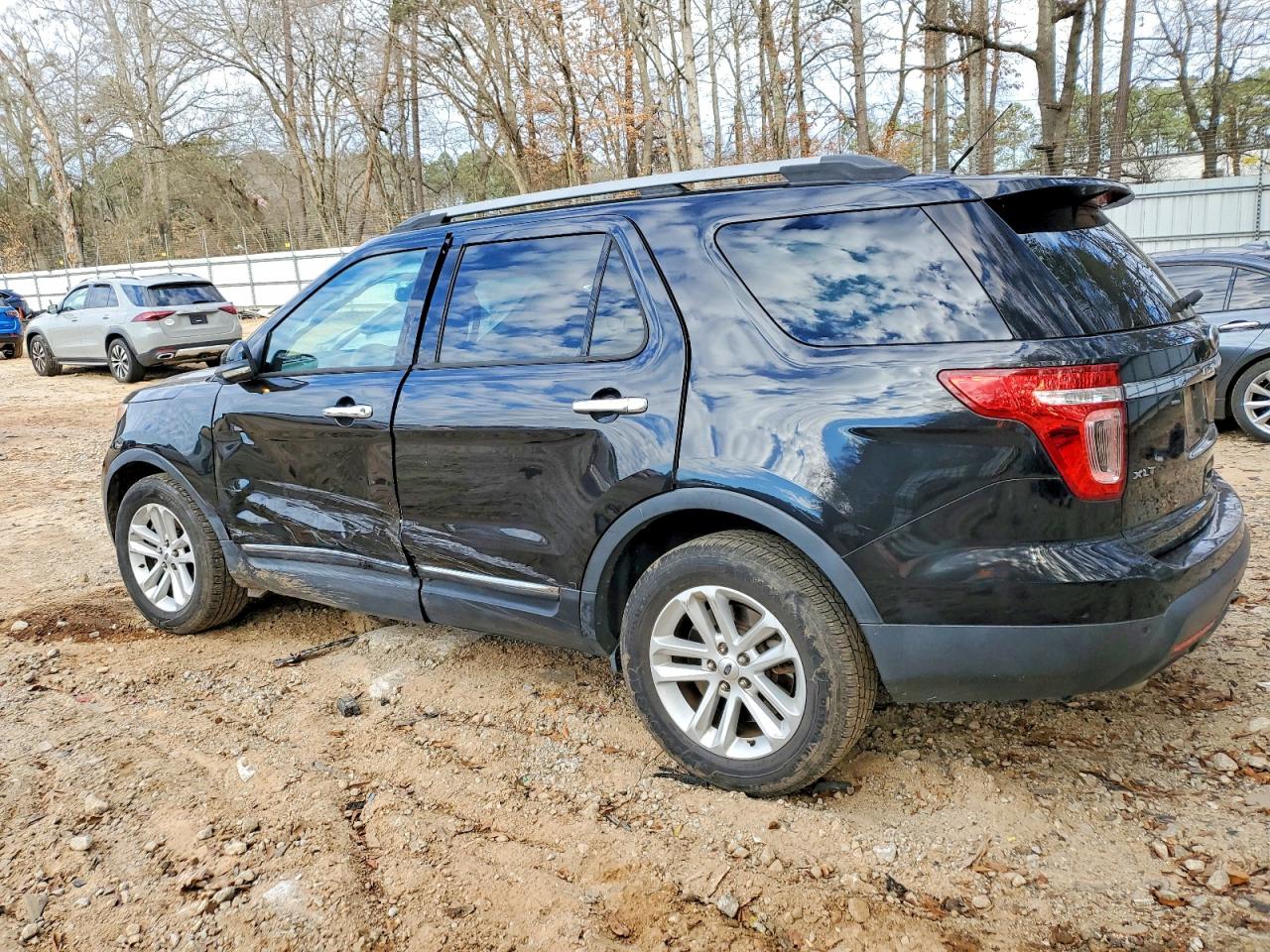2013 FORD EXPLORER photo 3