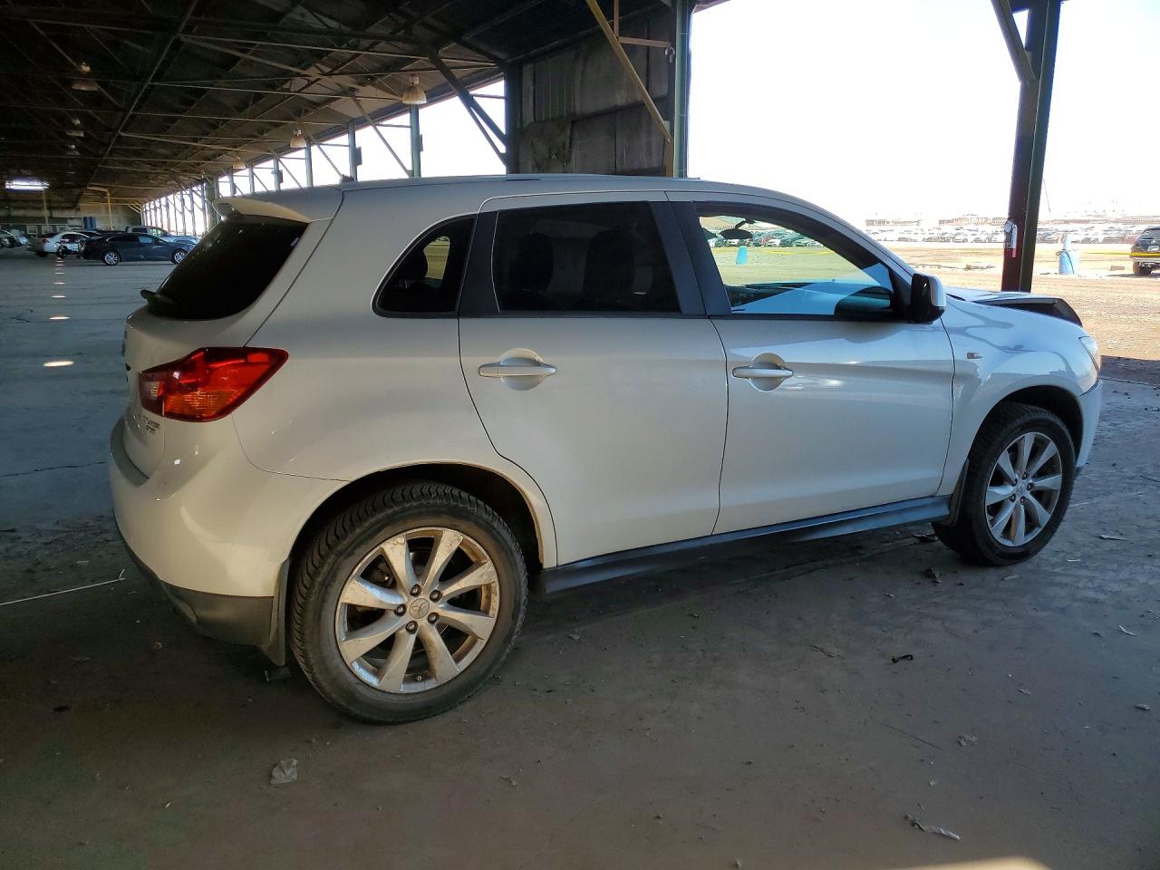 2015 MITSUBISHI OUTLANDER SPORT ES photo 3