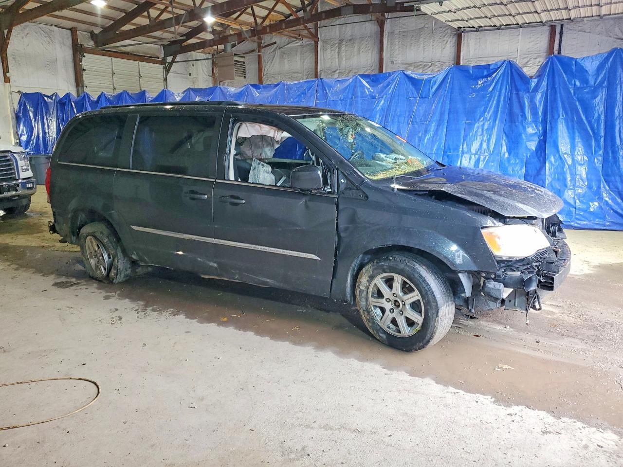 2012 CHRYSLER TOWN & COUNTRY TOURING photo 7