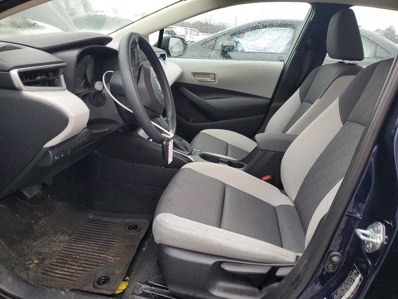 2024 TOYOTA COROLLA LE photo 19
