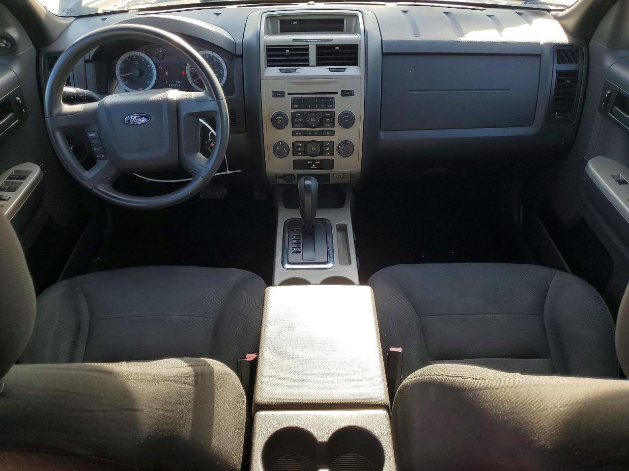 2008 FORD ESCAPE XLT photo 8