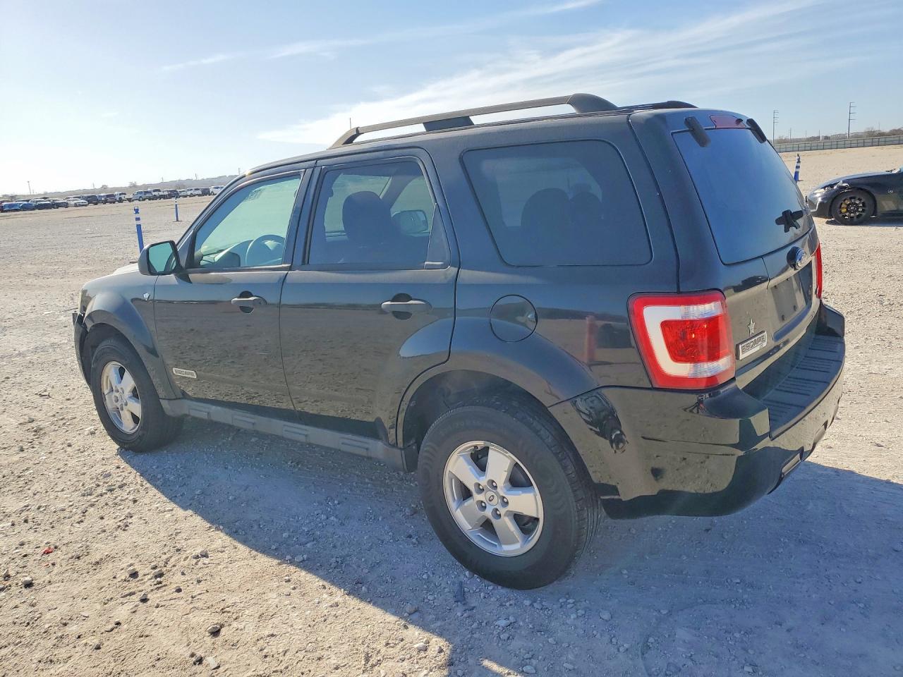 2008 FORD ESCAPE XLT photo 2