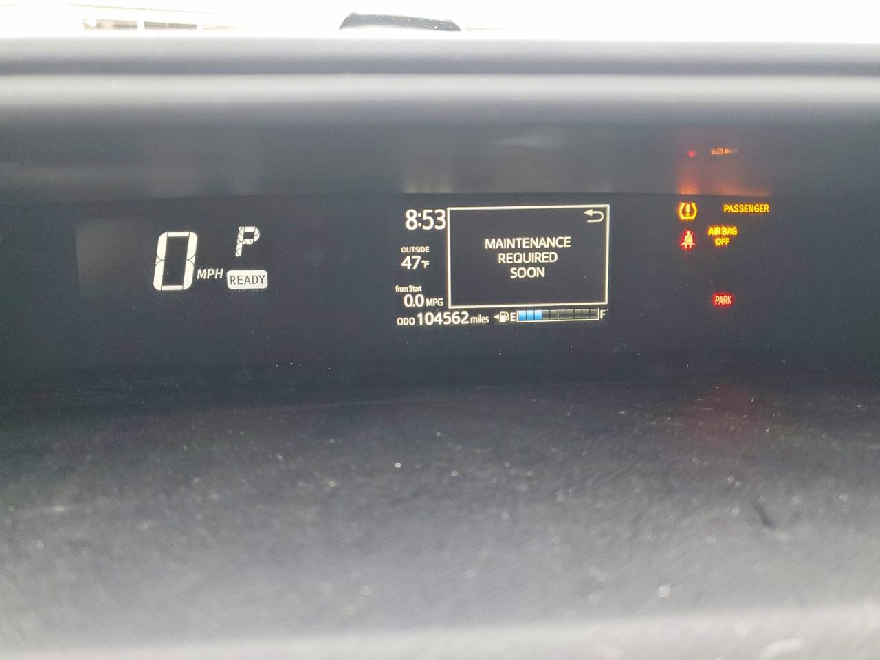 2018 TOYOTA PRIUS C TWO photo 9