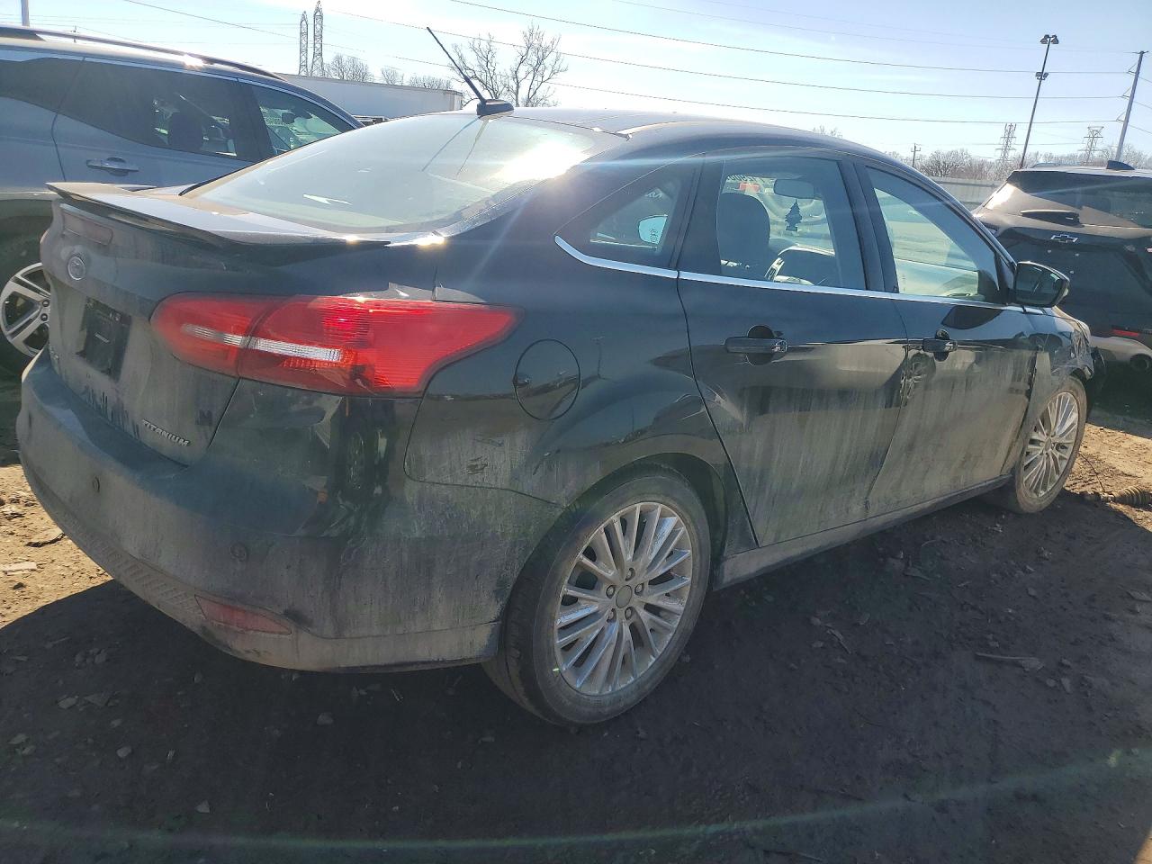 2018 FORD FOCUS TITANIUM photo 3