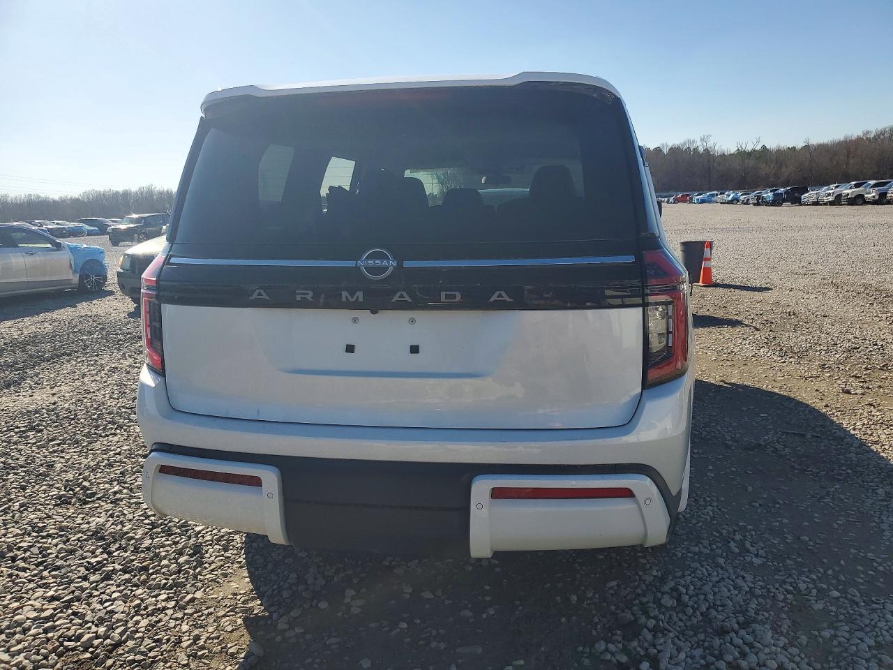 2025 NISSAN ARMADA SV photo 6