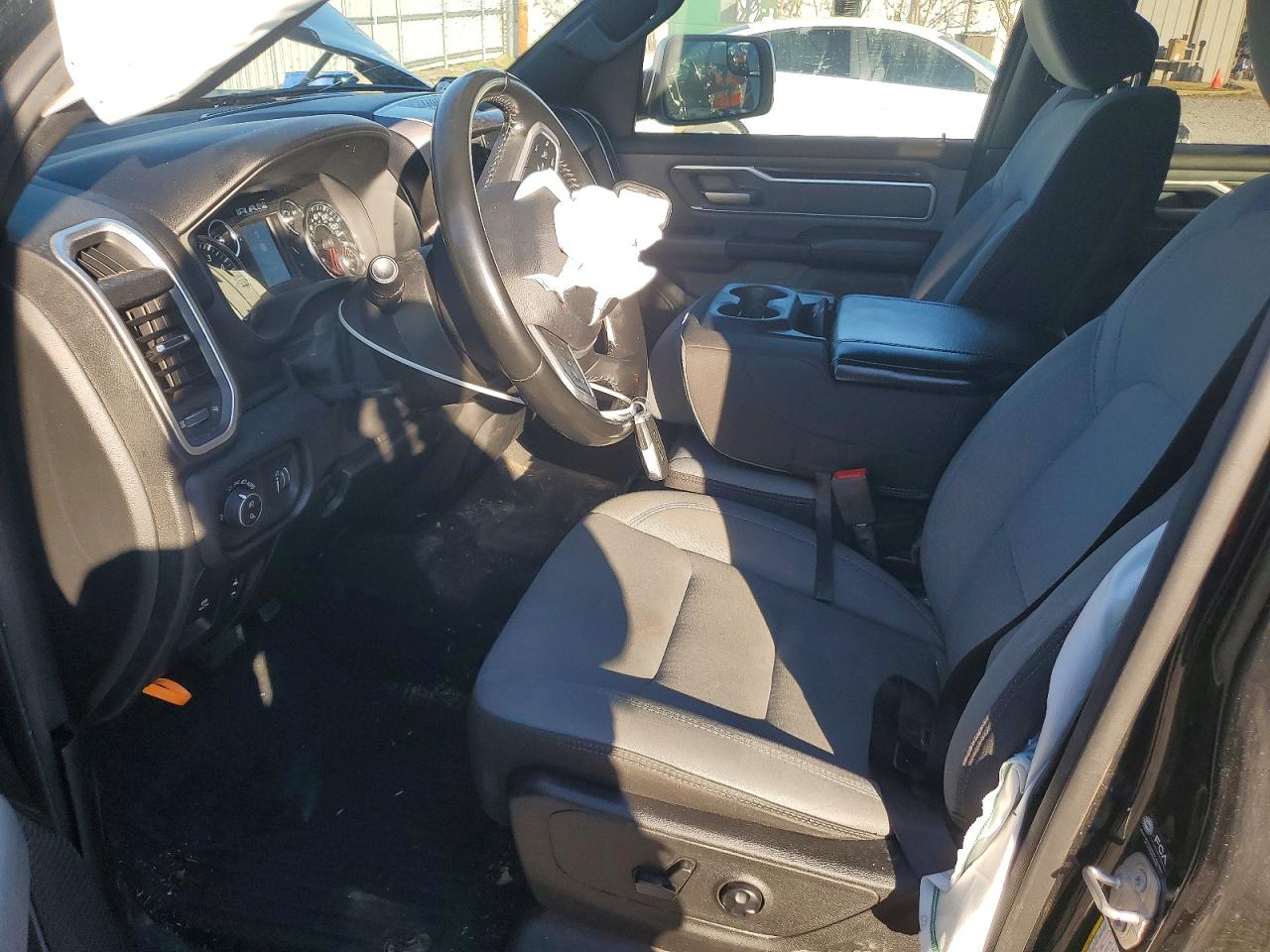 2021 RAM 1500 BIG HORN photo 7