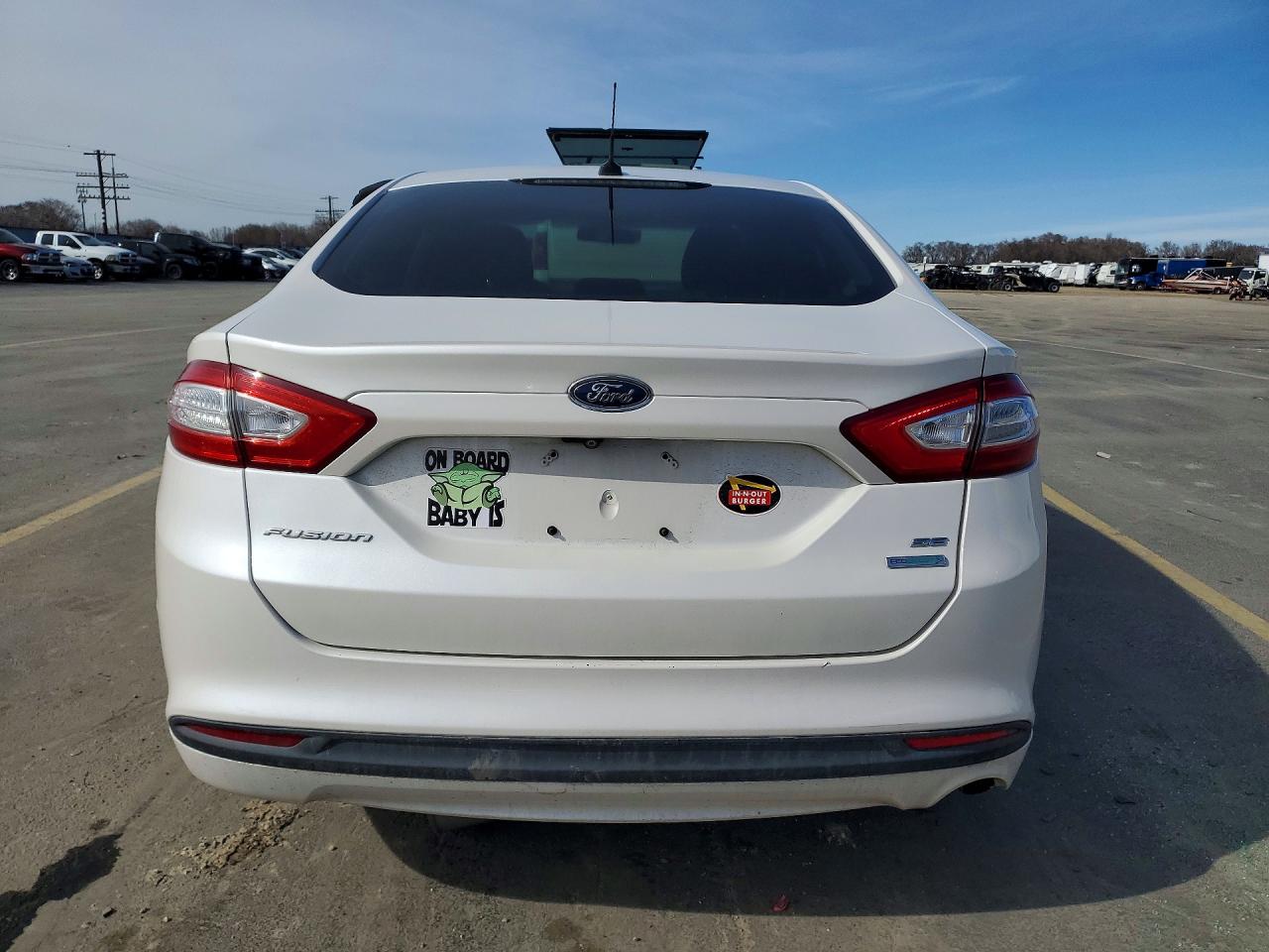 2015 FORD FUSION photo 6