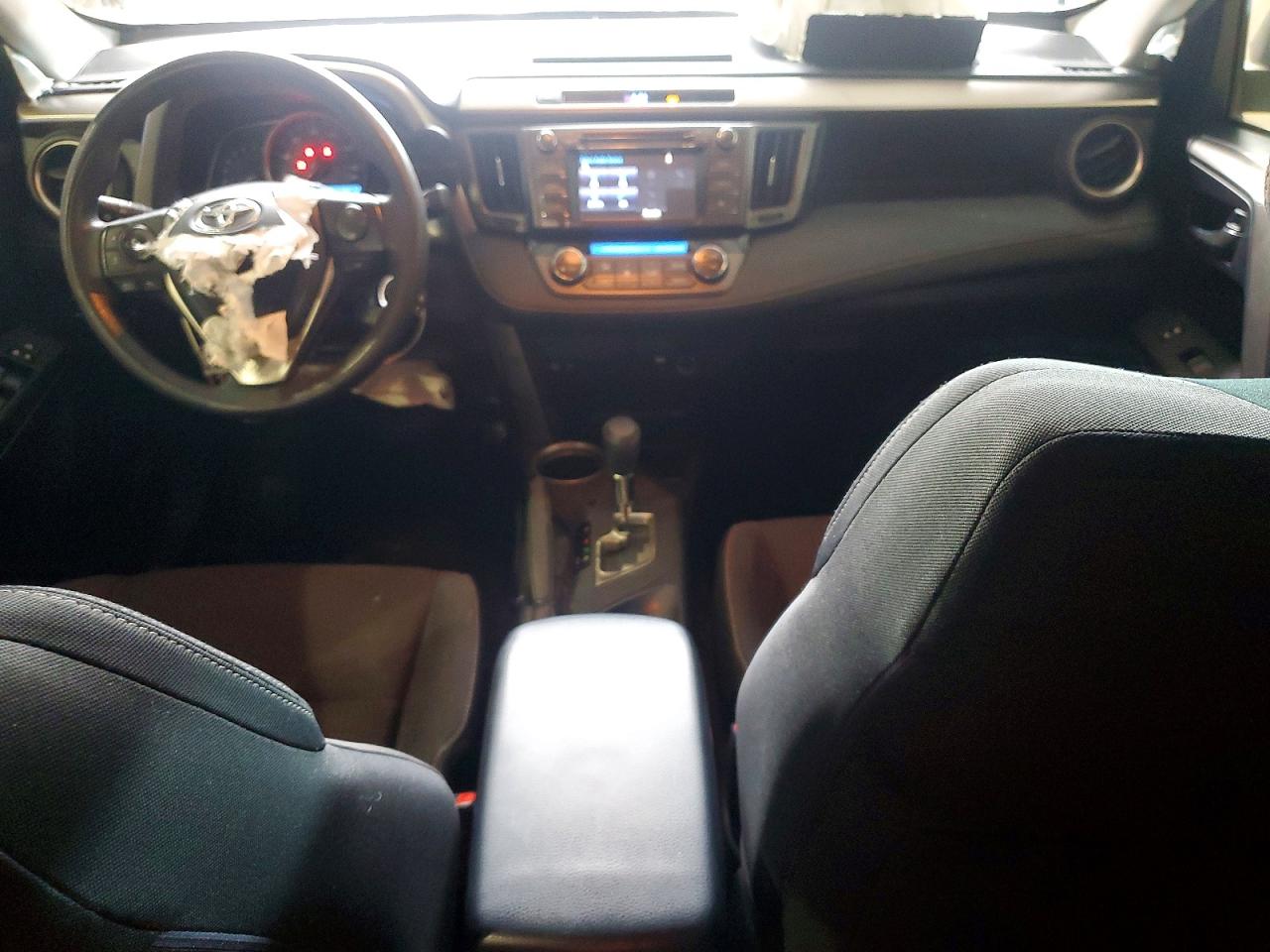 2015 TOYOTA RAV4 XLE photo 15