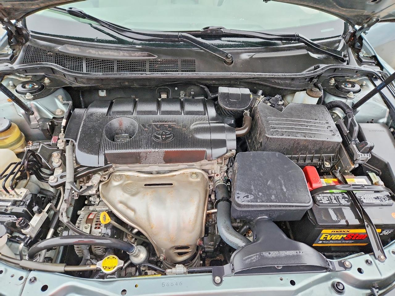 2010 TOYOTA CAMRY LE photo 31