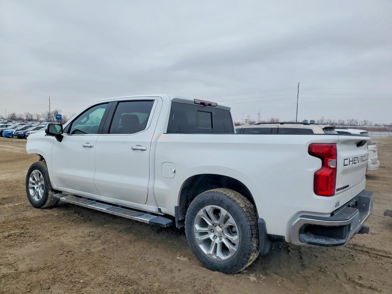 2024 CHEVROLET SILVERADO K1500 LTZ photo 2