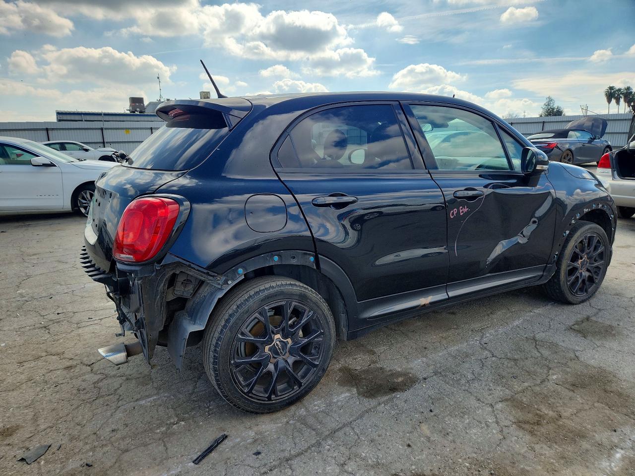 2017 FIAT 500X TREKKING photo 3