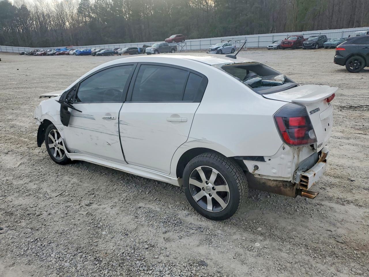 2012 NISSAN SENTRA 2.0 photo 3