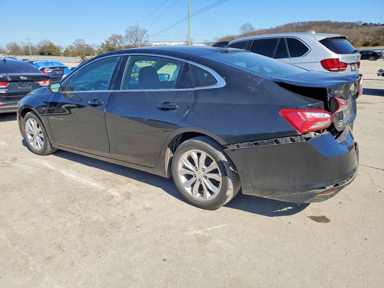 2020 CHEVROLET MALIBU LT photo 2