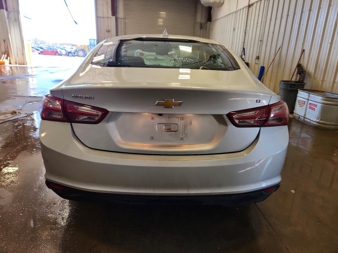 2022 CHEVROLET MALIBU LT photo 11