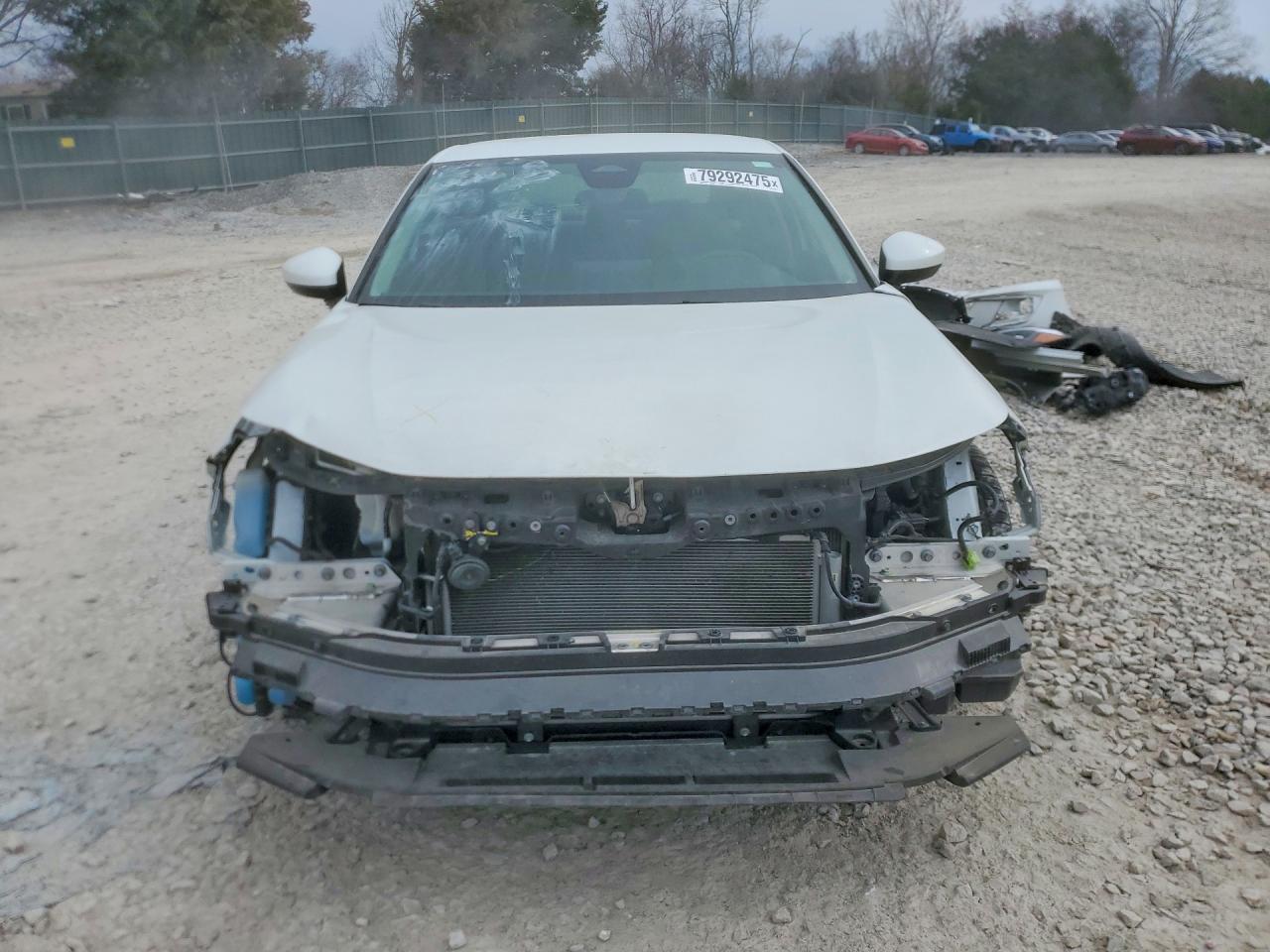 2022 HONDA CIVIC LX photo 9