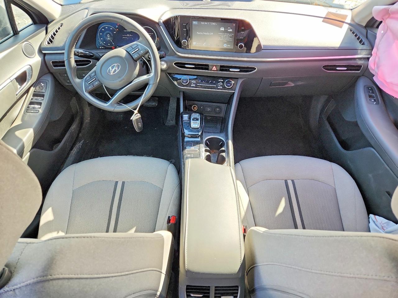 2020 HYUNDAI SONATA SEL photo 8