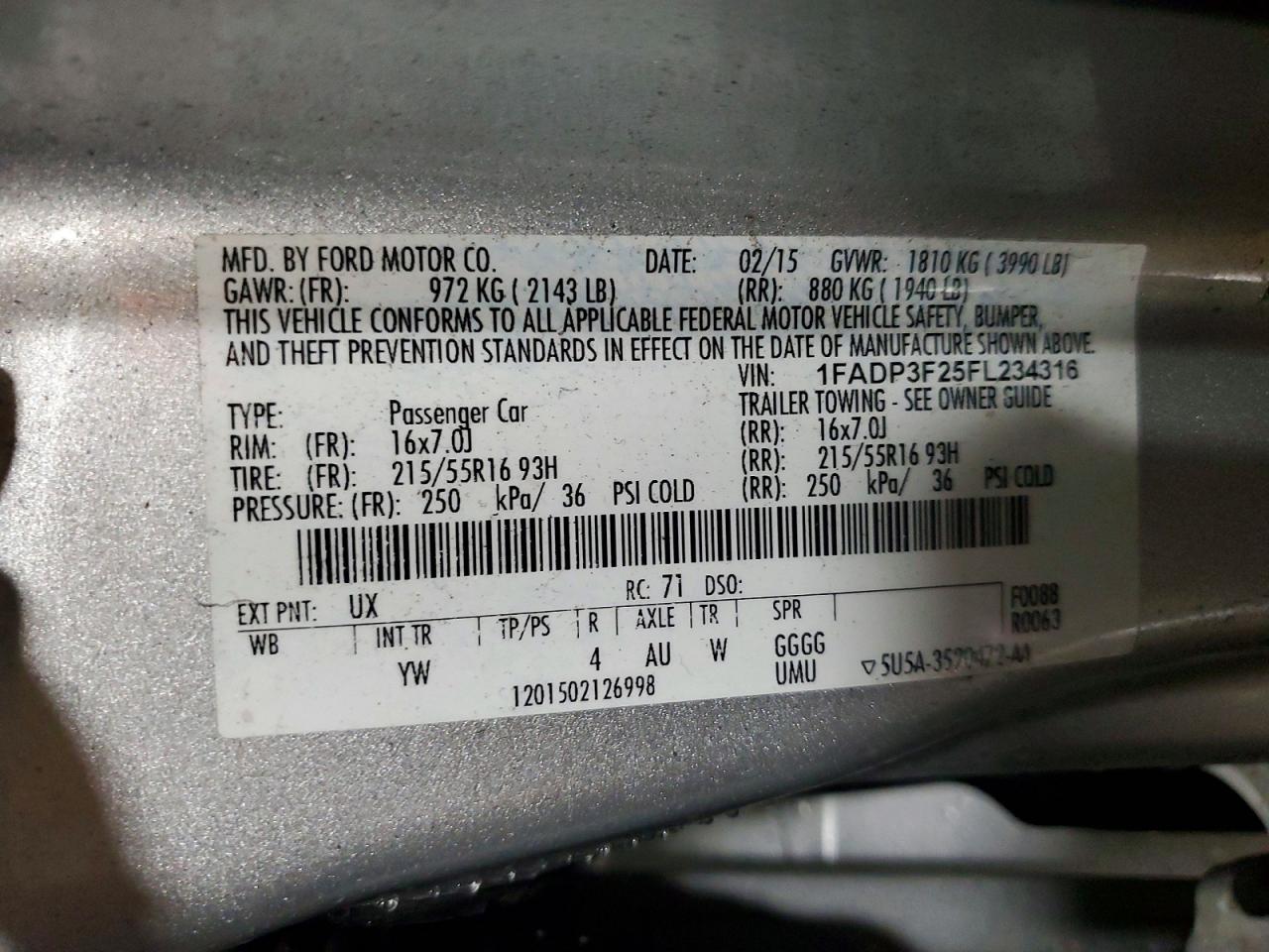 2015 FORD FOCUS SE photo 23