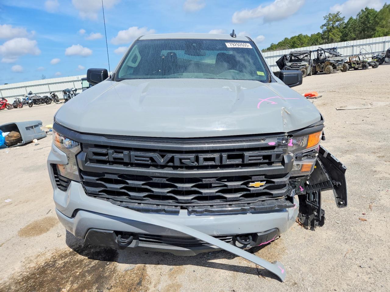 2024 CHEVROLET SILVERADO C1500 CUSTOM photo 9