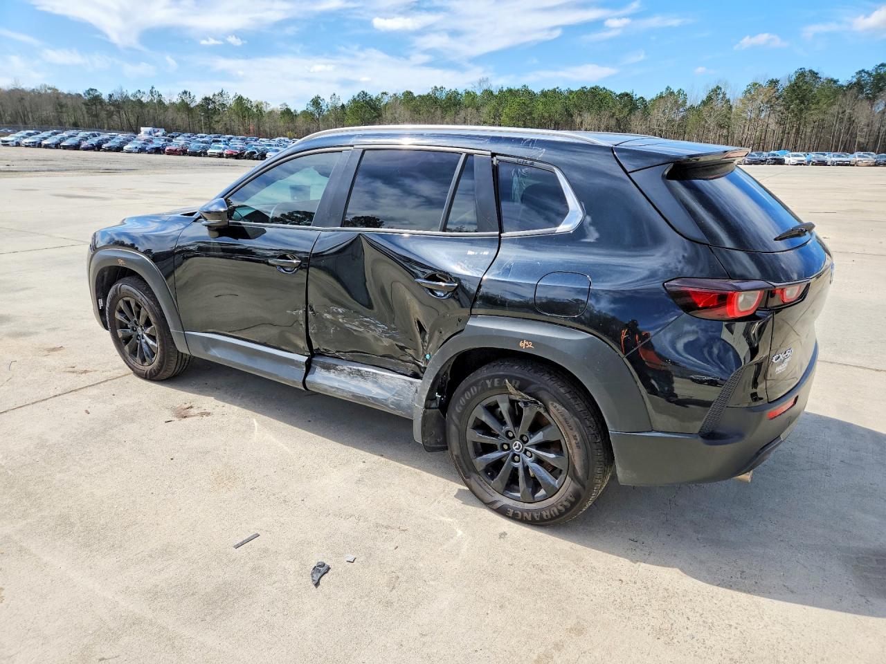 2025 MAZDA CX-50 PREFERRED photo 3
