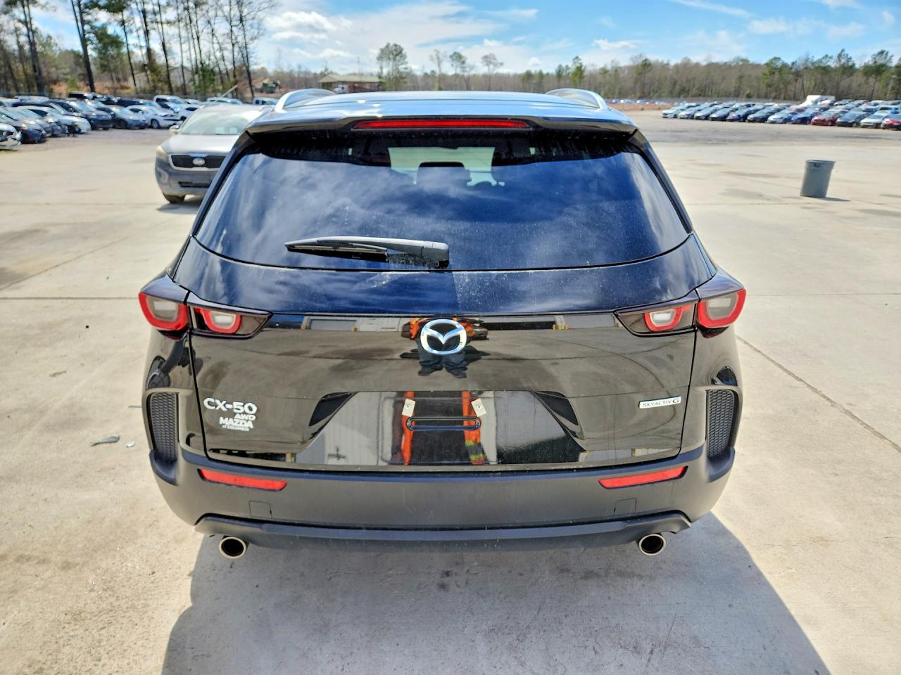 2025 MAZDA CX-50 PREFERRED photo 11