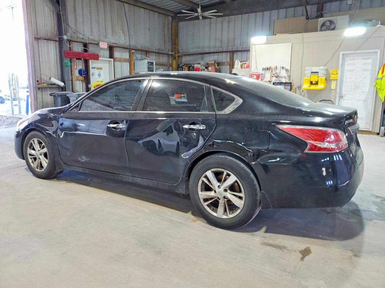 2015 NISSAN ALTIMA photo 2