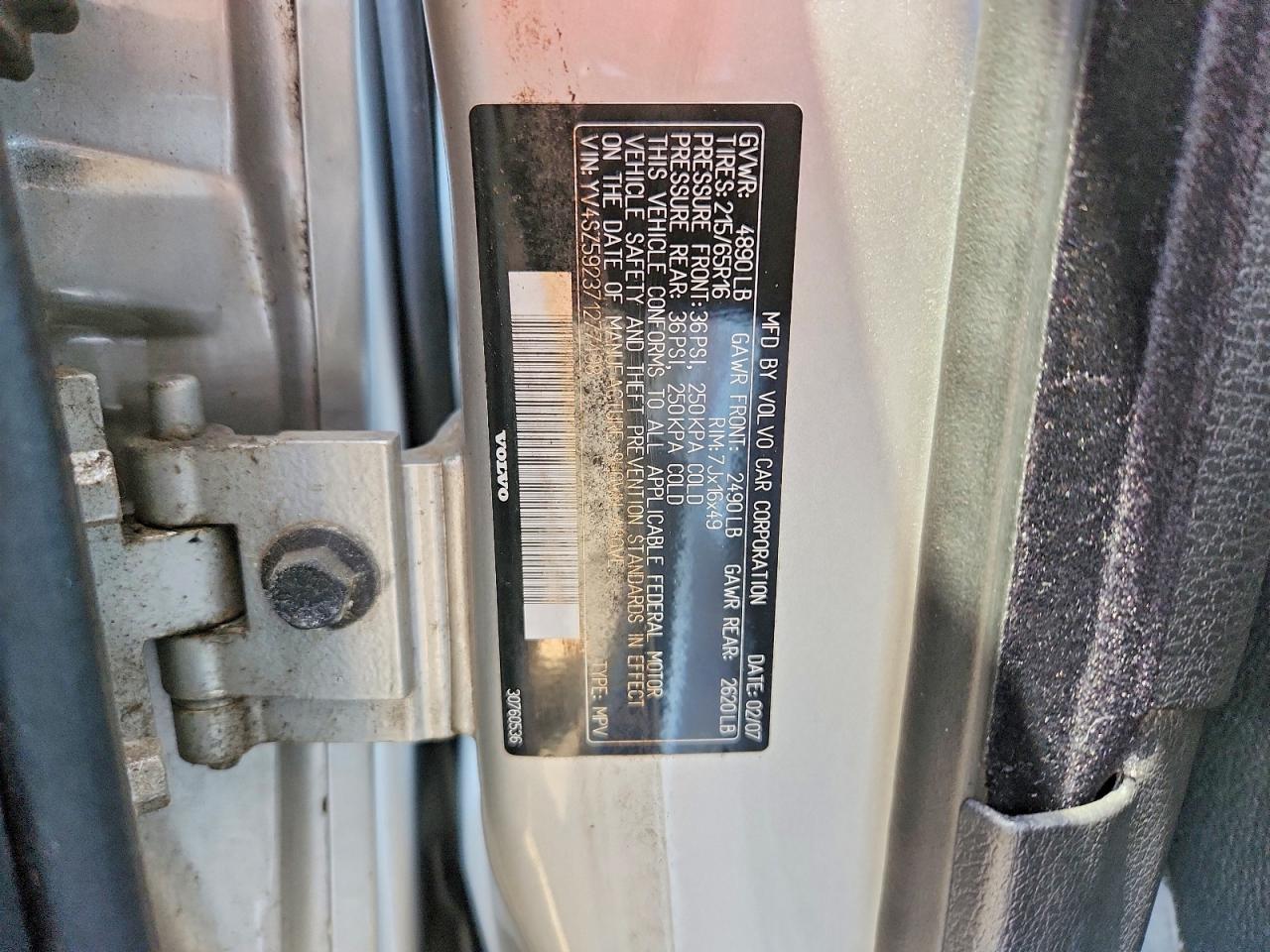2007 VOLVO XC70 photo 12