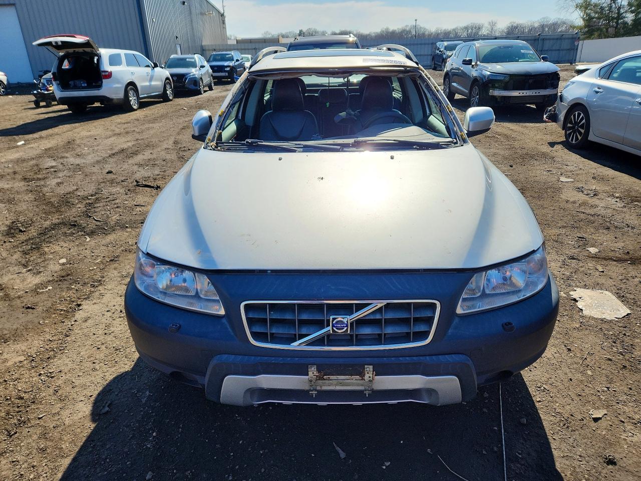 2007 VOLVO XC70 photo 5