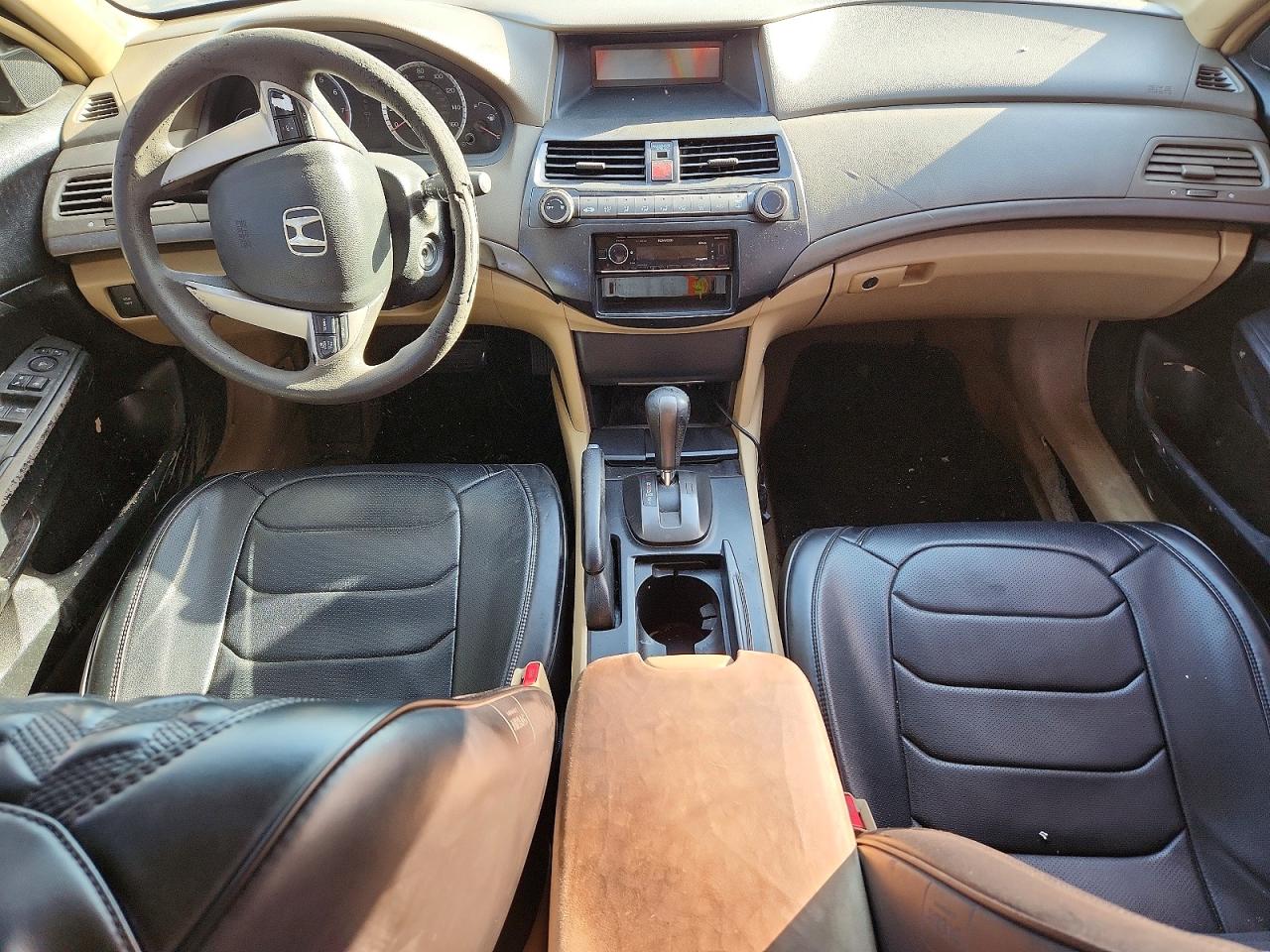 2008 HONDA ACCORD LX photo 8