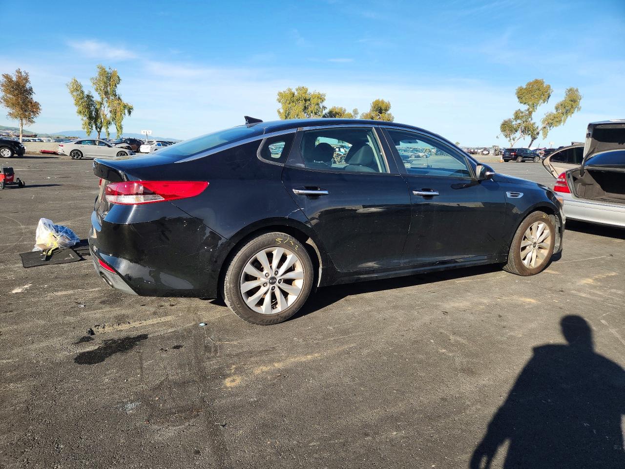 2016 KIA OPTIMA LX photo 3