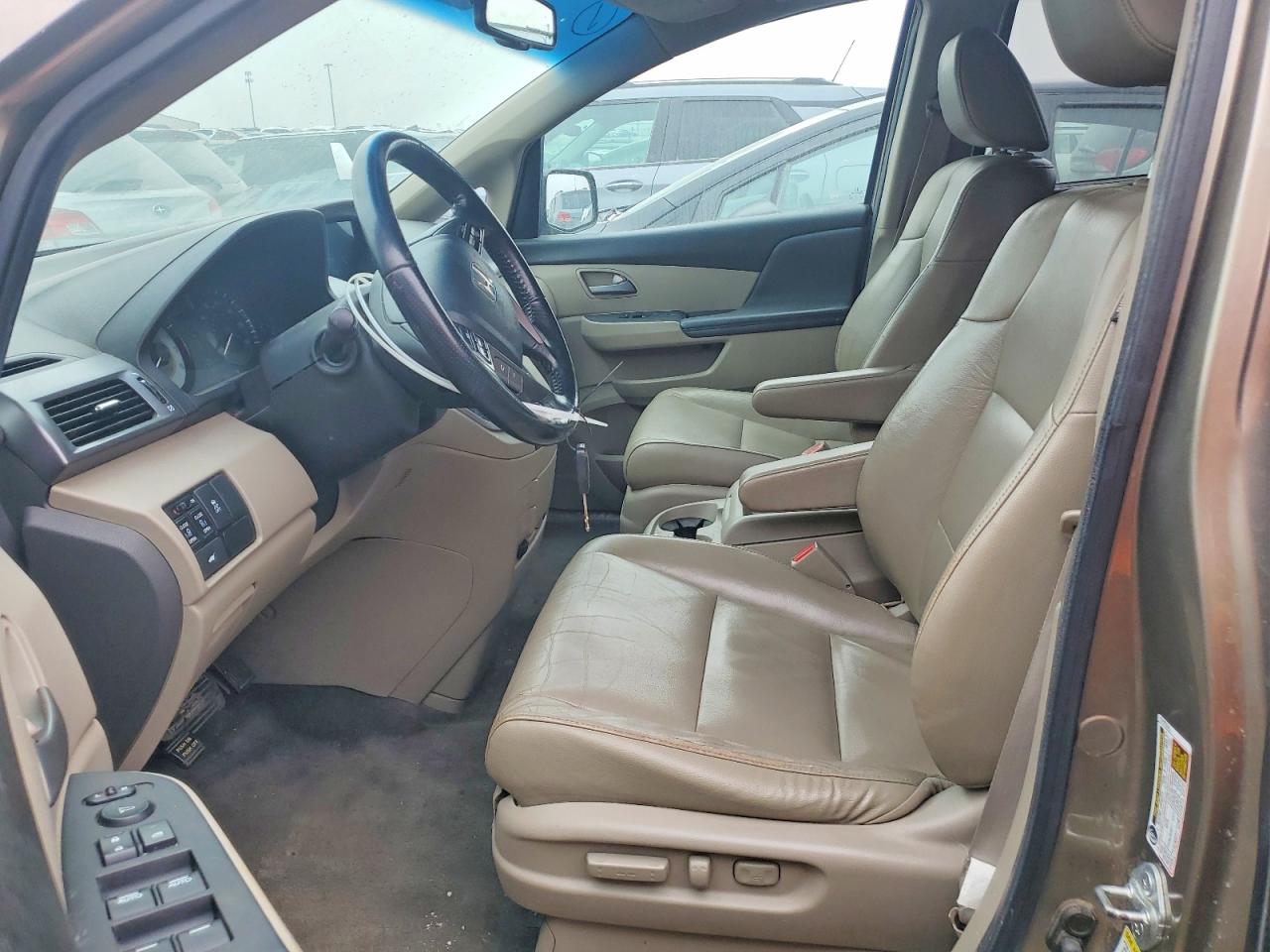 2012 HONDA ODYSSEY EXL photo 13