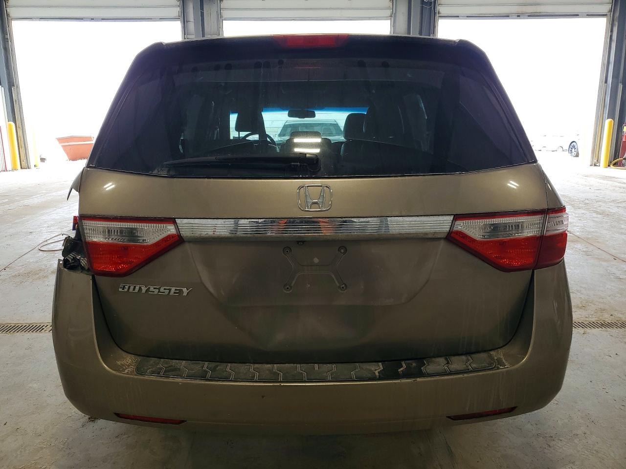 2012 HONDA ODYSSEY EXL photo 11