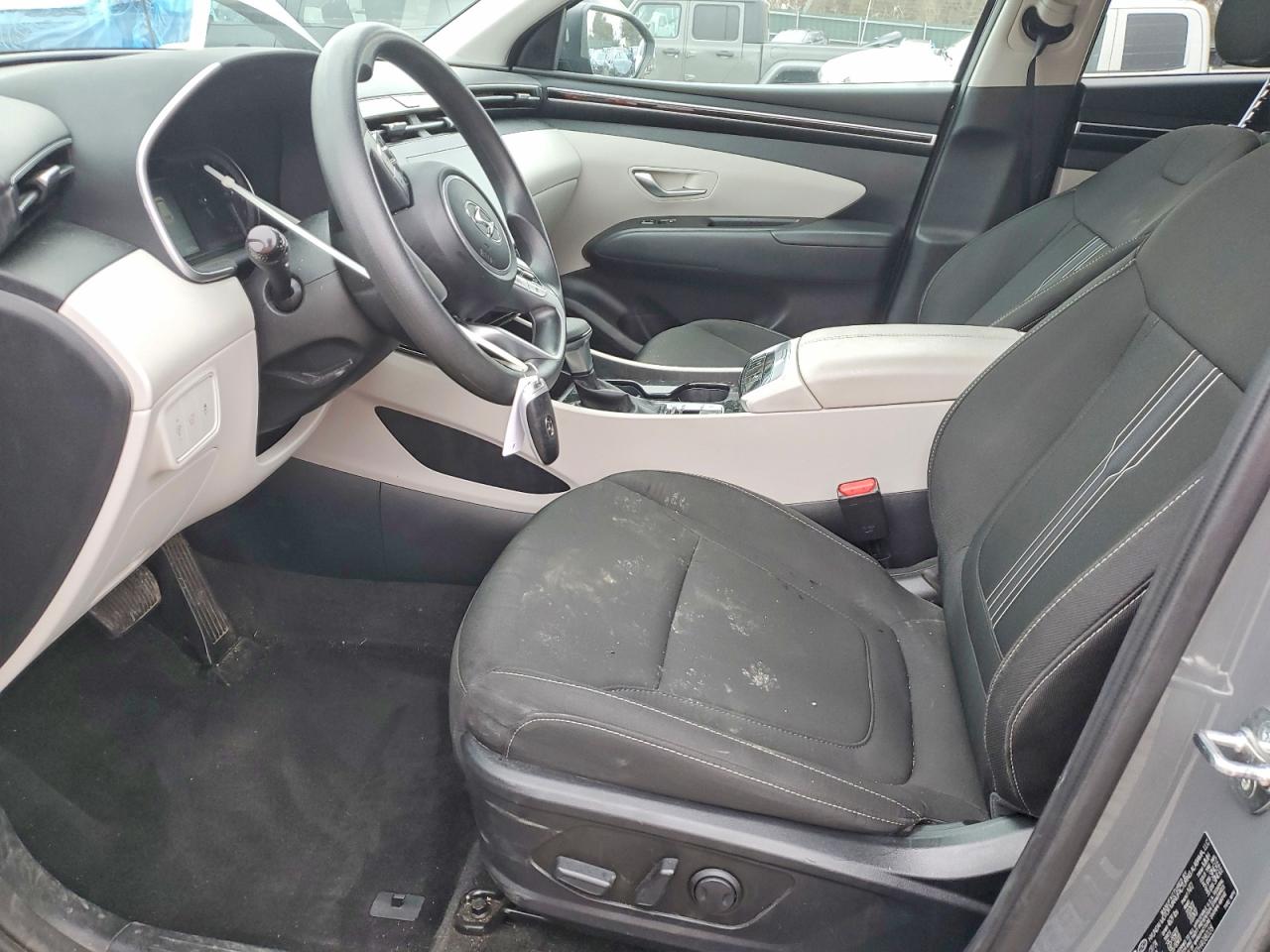 2024 HYUNDAI TUCSON SEL photo 19