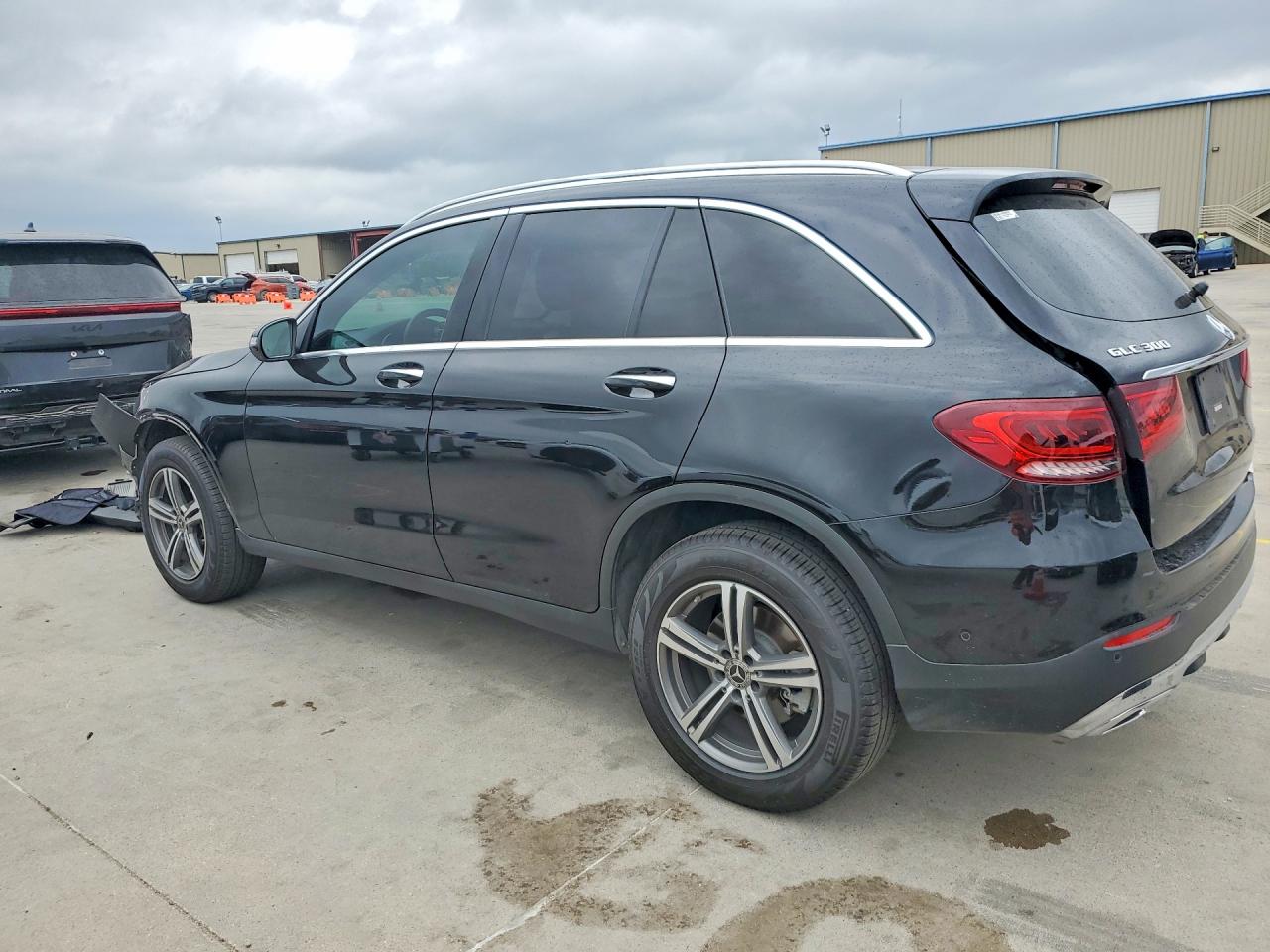 2020 MERCEDES-BENZ GLC 300 photo 3