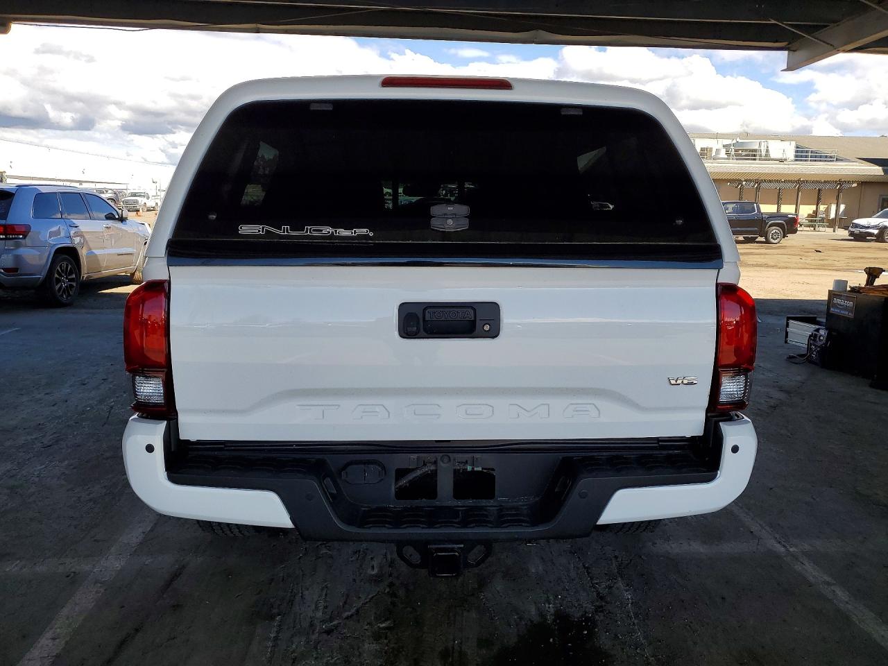 2019 TOYOTA TACOMA TRD OFF-ROAD photo 11