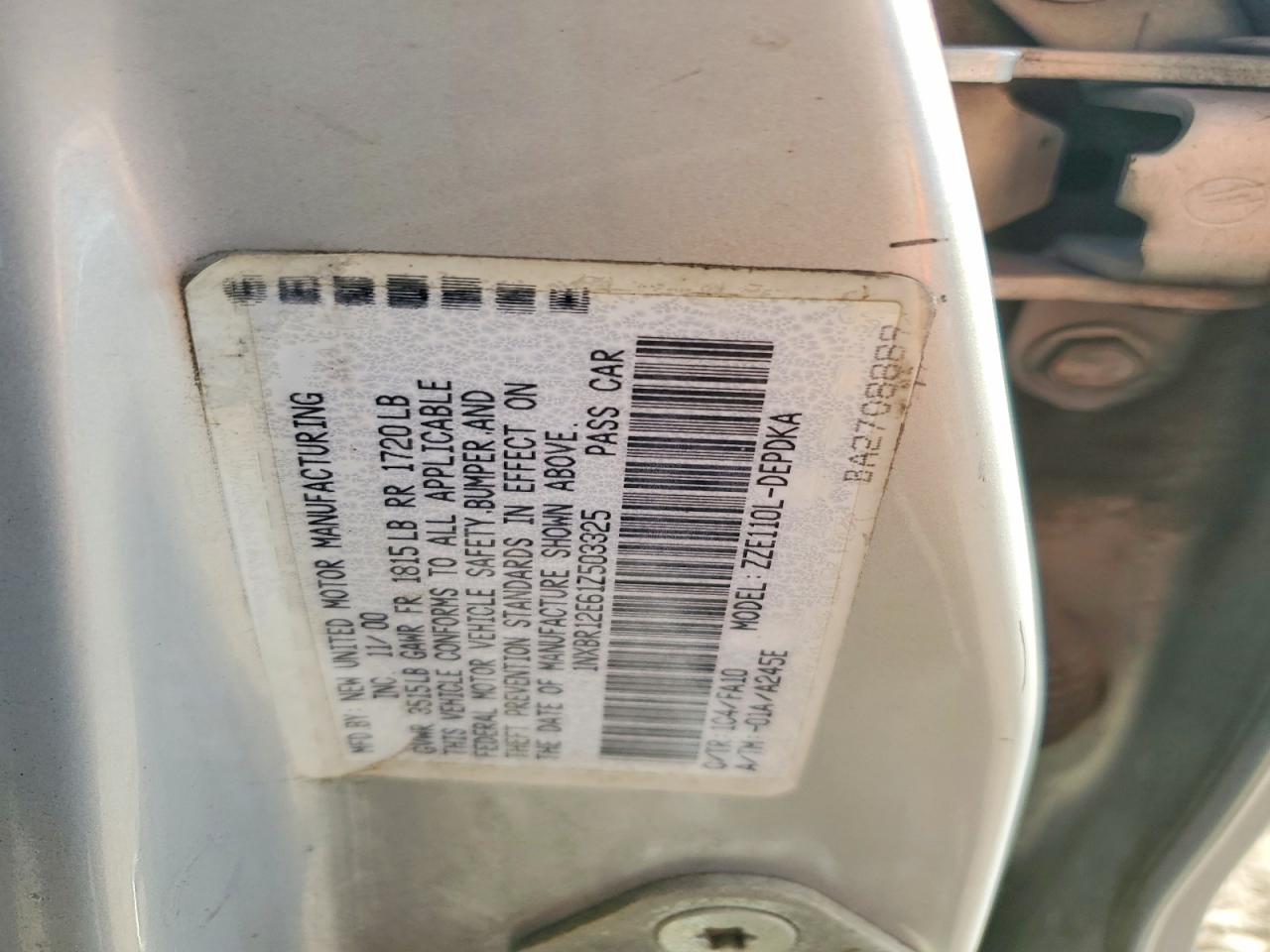 2001 TOYOTA COROLLA LE photo 12