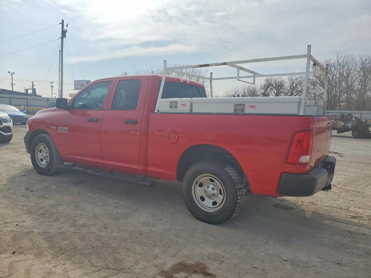 2015 RAM 1500 ST photo 2