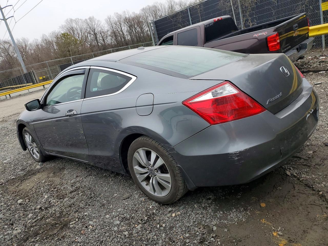2009 HONDA ACCORD EXL photo 3