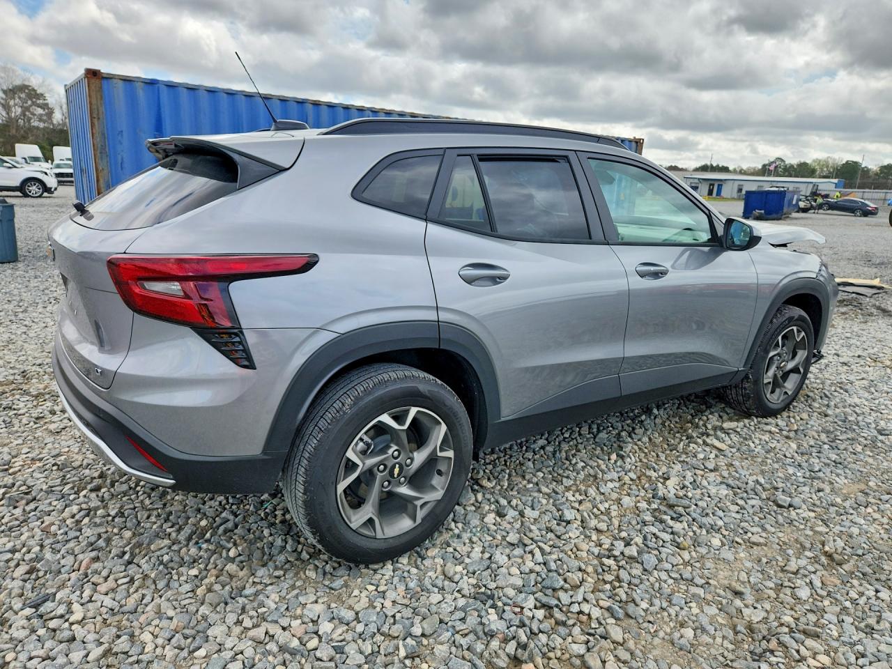 2025 CHEVROLET TRAX 1LT photo 3
