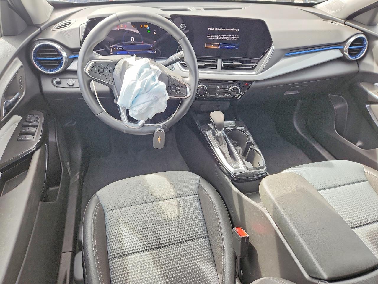 2025 CHEVROLET TRAX 1LT photo 8