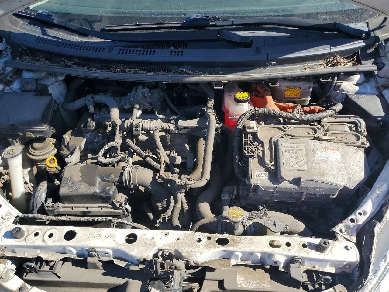 2013 TOYOTA PRIUS C THREE photo 21