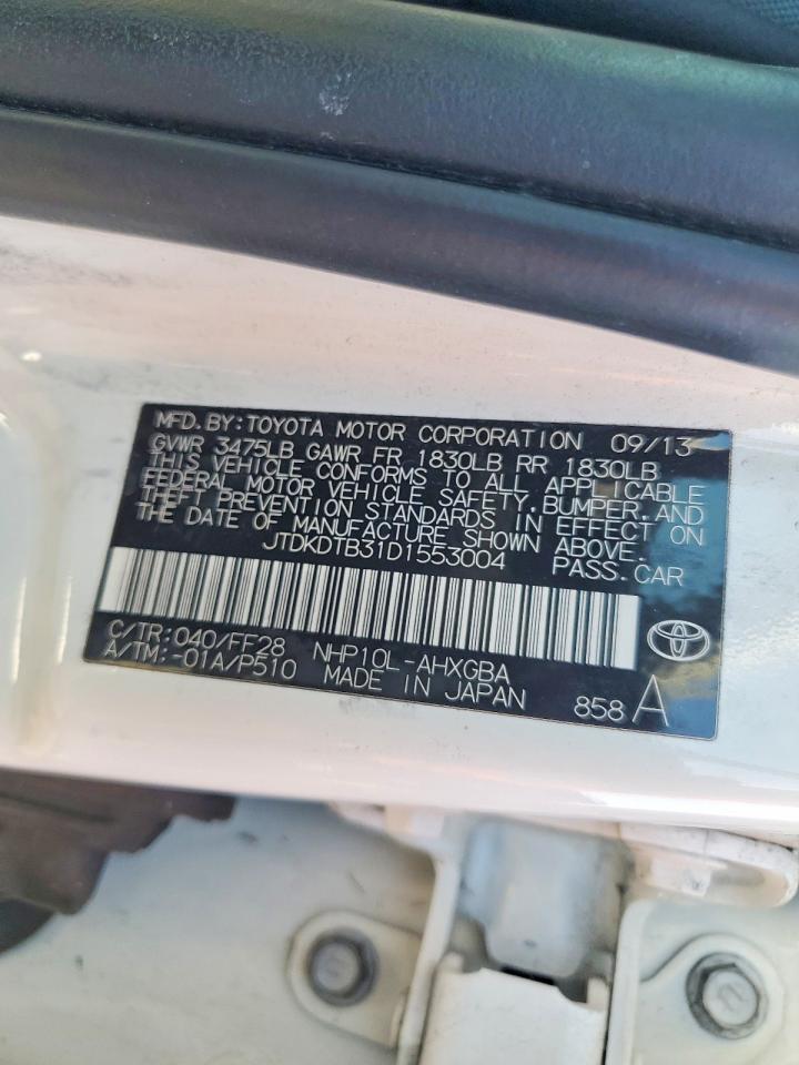2013 TOYOTA PRIUS C THREE photo 23