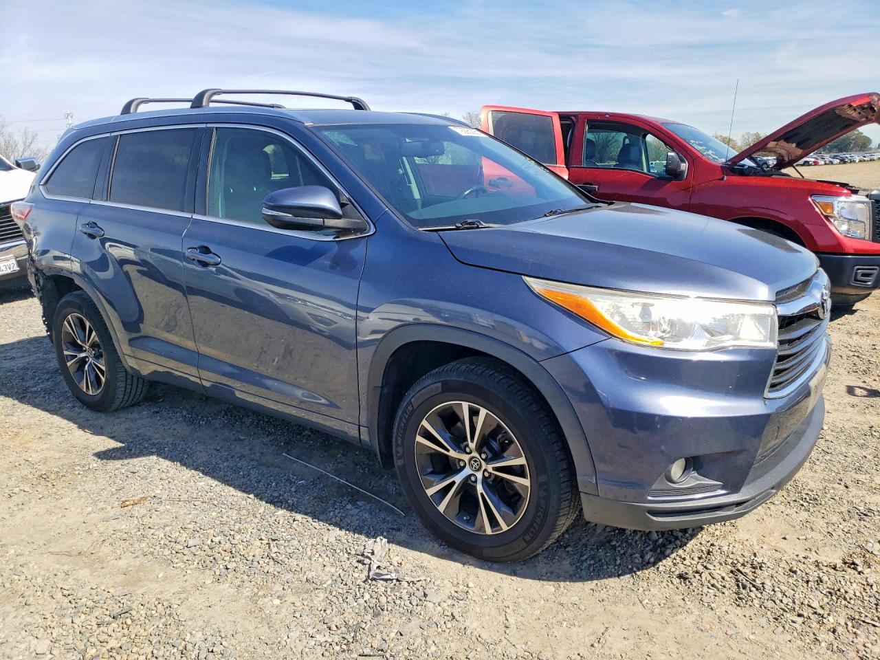 2016 TOYOTA HIGHLANDER XLE photo 7