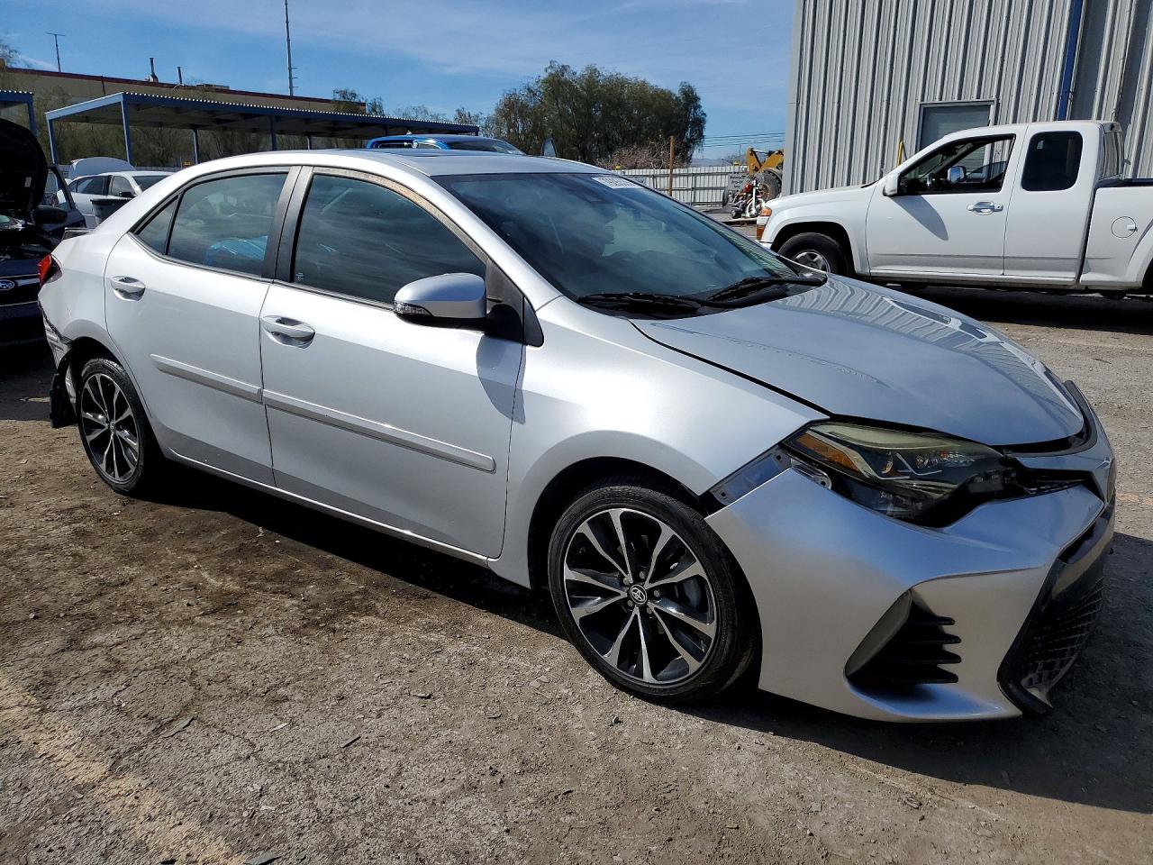 2017 TOYOTA COROLLA SE photo 4