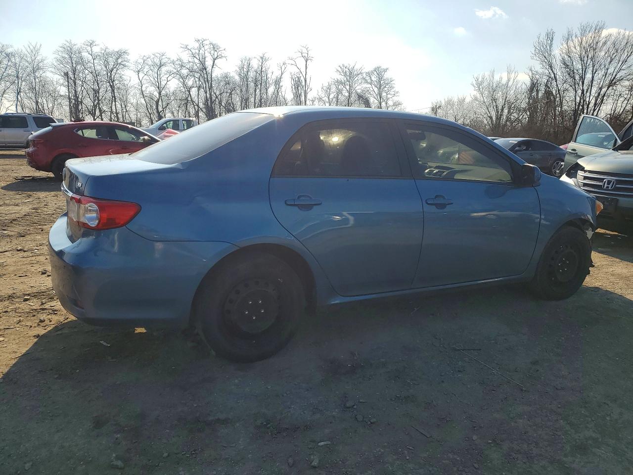 2012 TOYOTA COROLLA photo 7