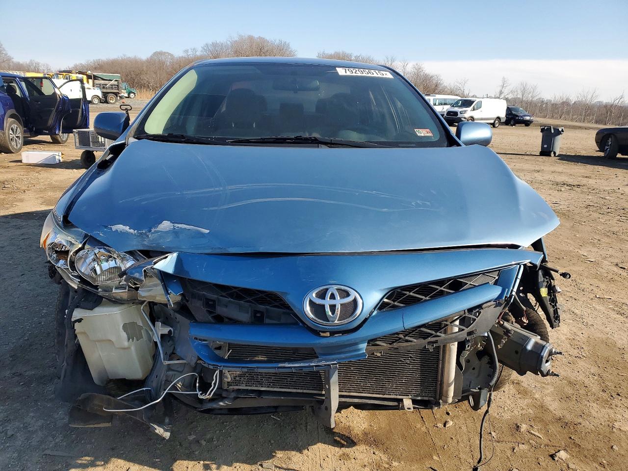 2012 TOYOTA COROLLA photo 13