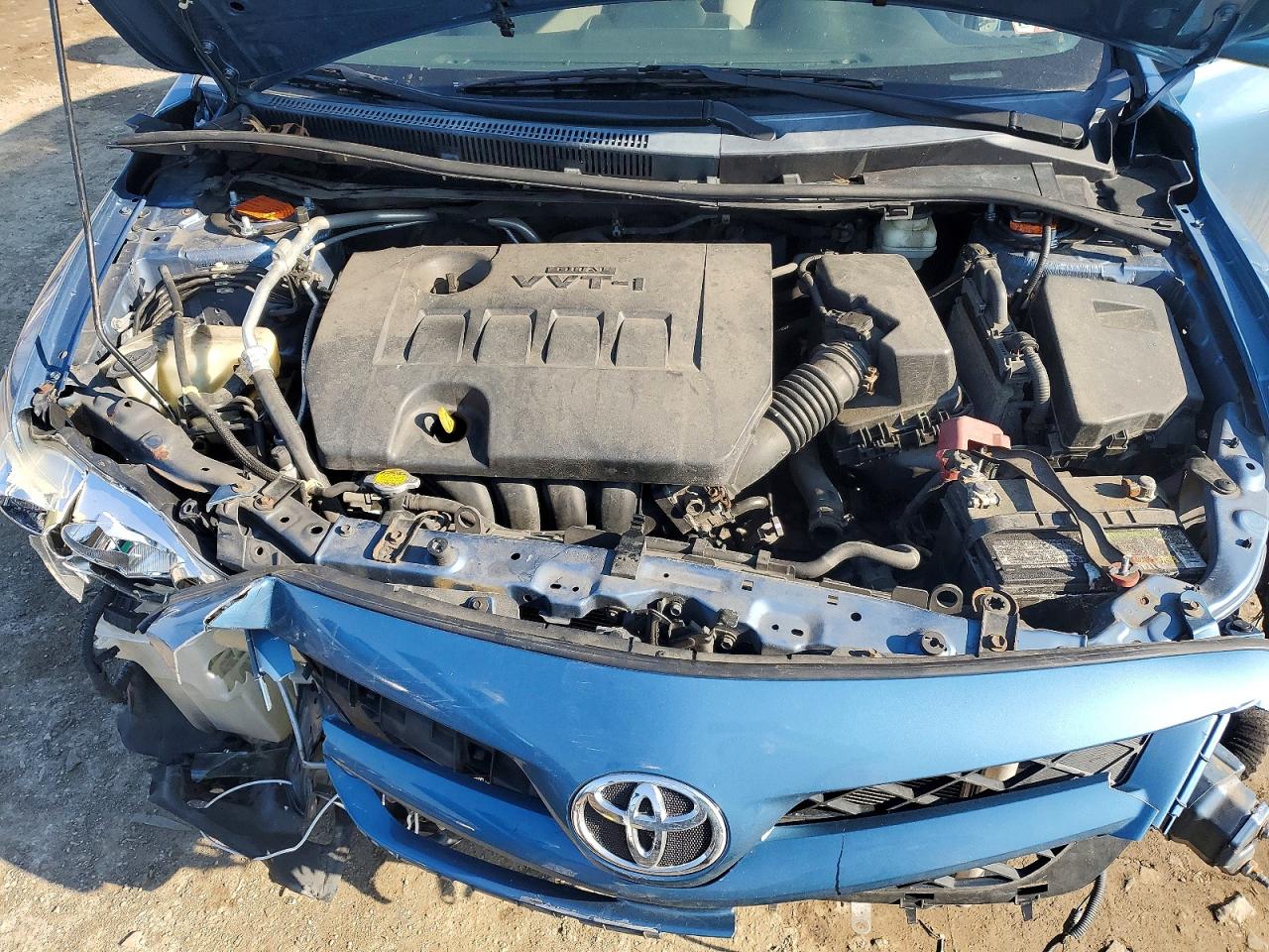 2012 TOYOTA COROLLA photo 31