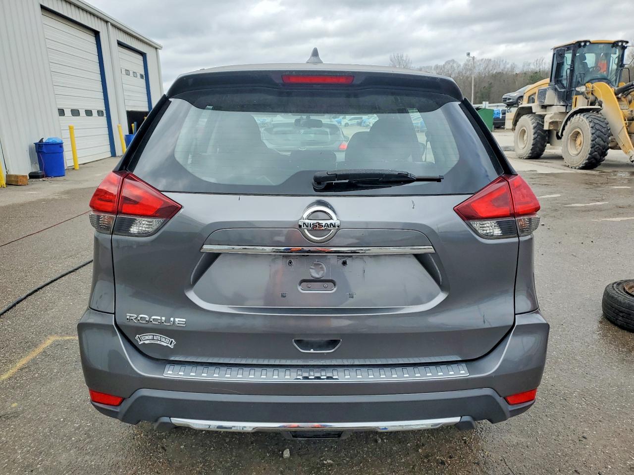 2017 NISSAN ROGUE S photo 16