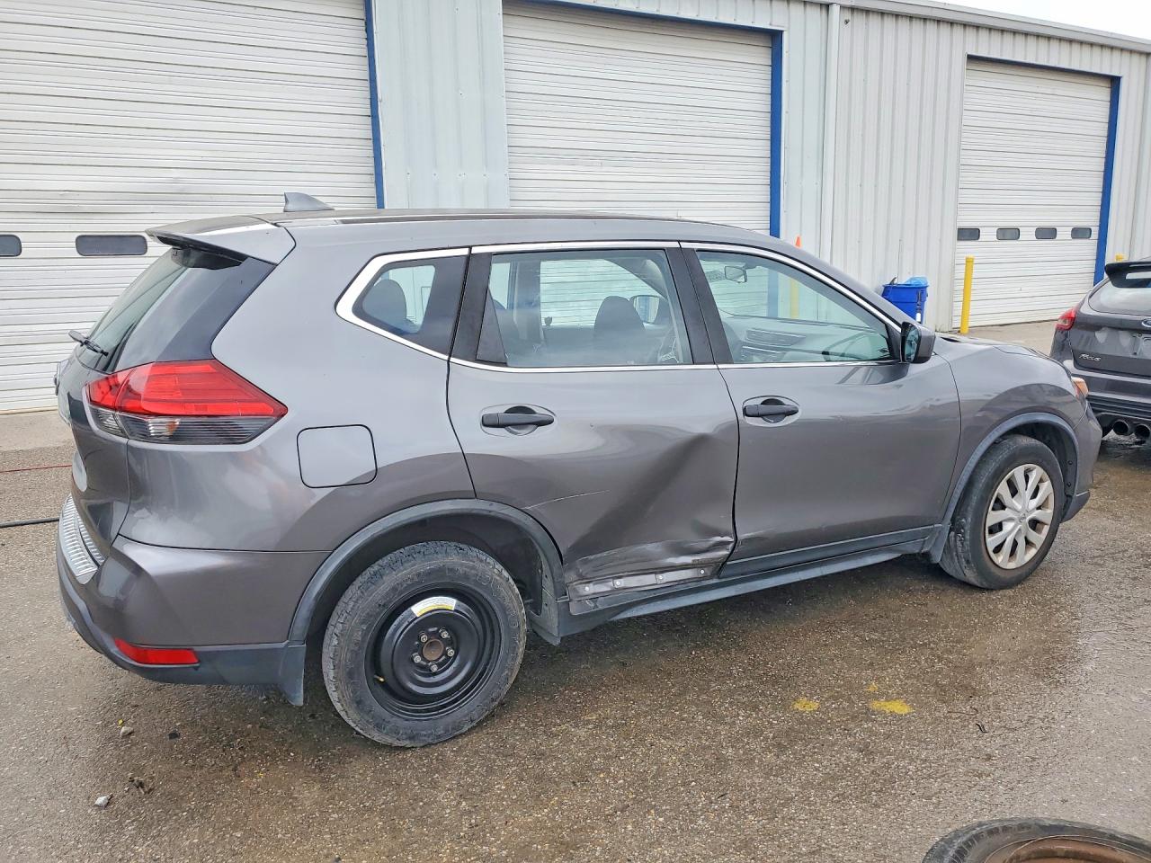 2017 NISSAN ROGUE S photo 7