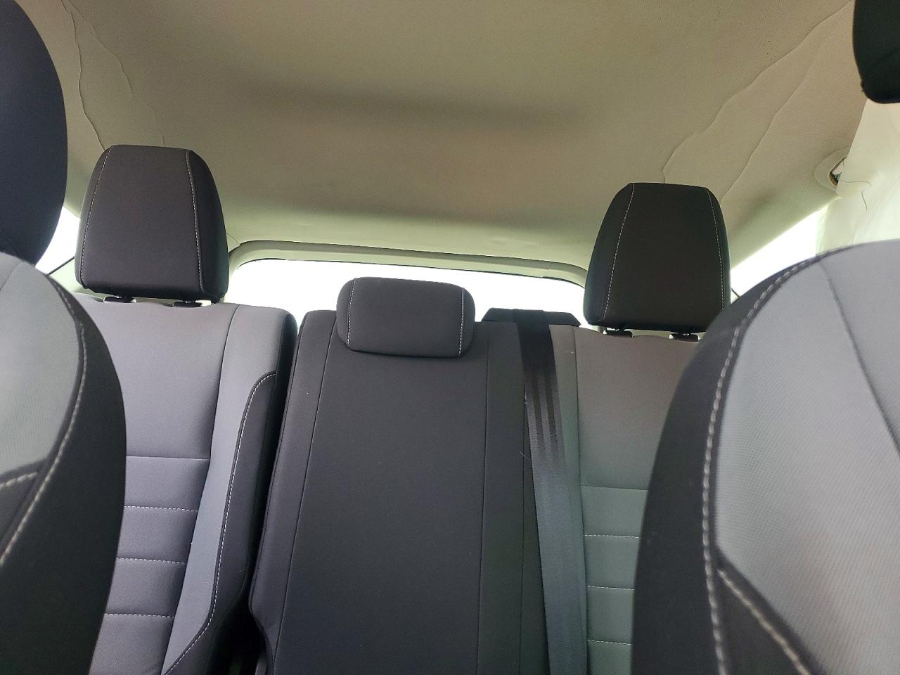 2017 FORD ESCAPE S photo 10